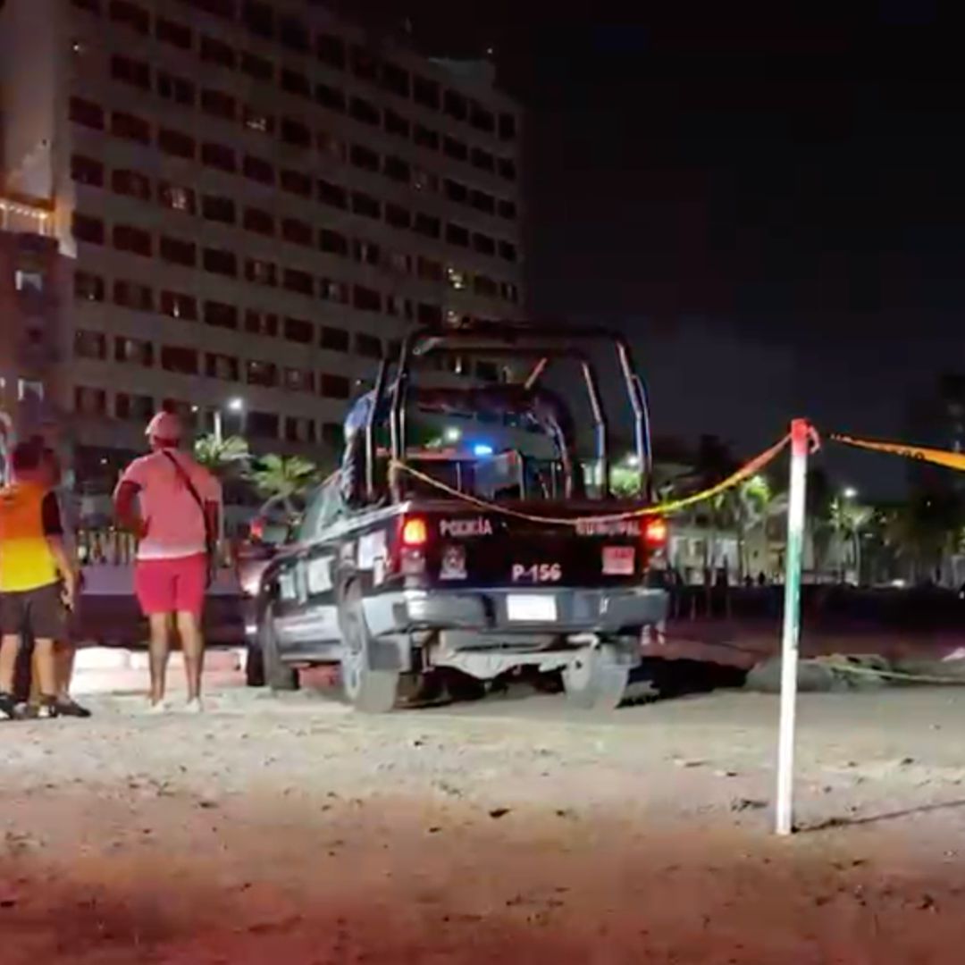 Hallan Cuerpo de un Hombre Flotando sin Vida en Playa de la Ciudad de Veracruz